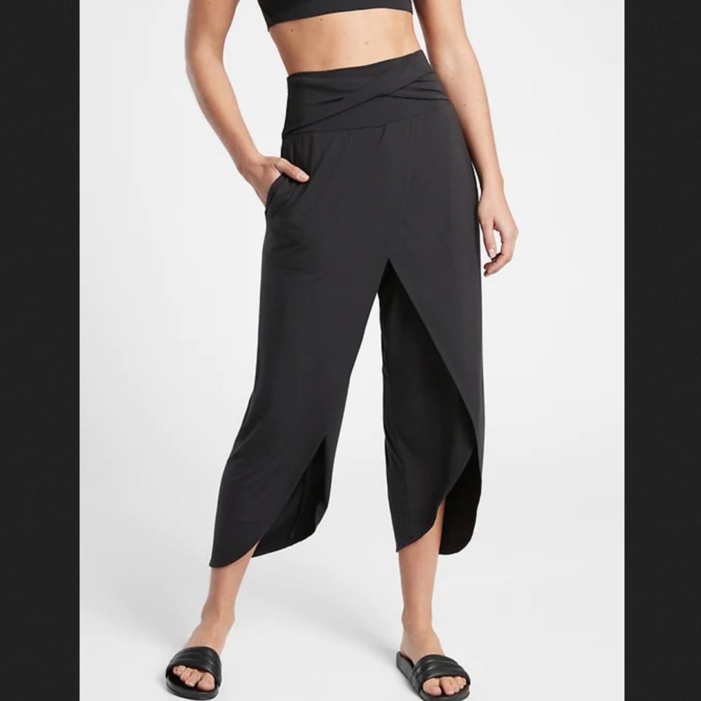 ATHLETA BLACK SOFT LOUNGE ELASTIC WAIST YOGA RELEASE PANT